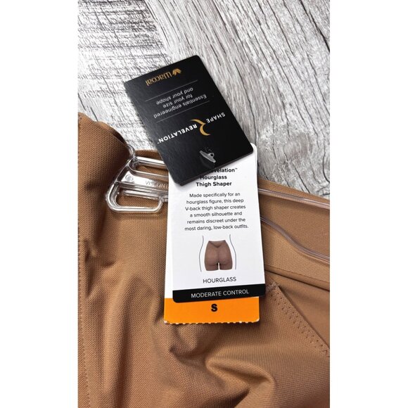 Shape Revelation Hourglass Thigh Shaper Moderate Control Shapewear by Wacoal S B - Picture 5 of 6